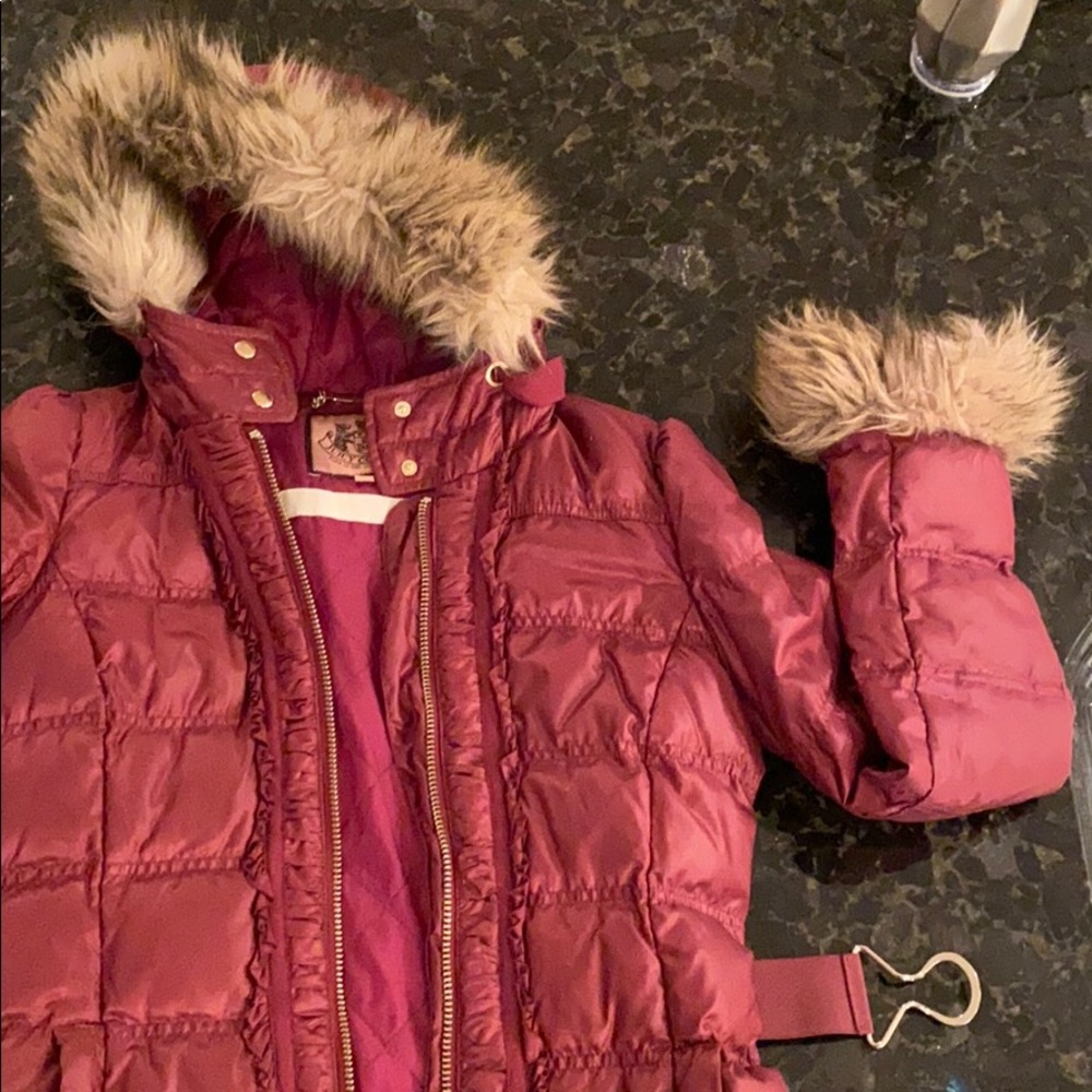 Coat - Picture 4 of 6